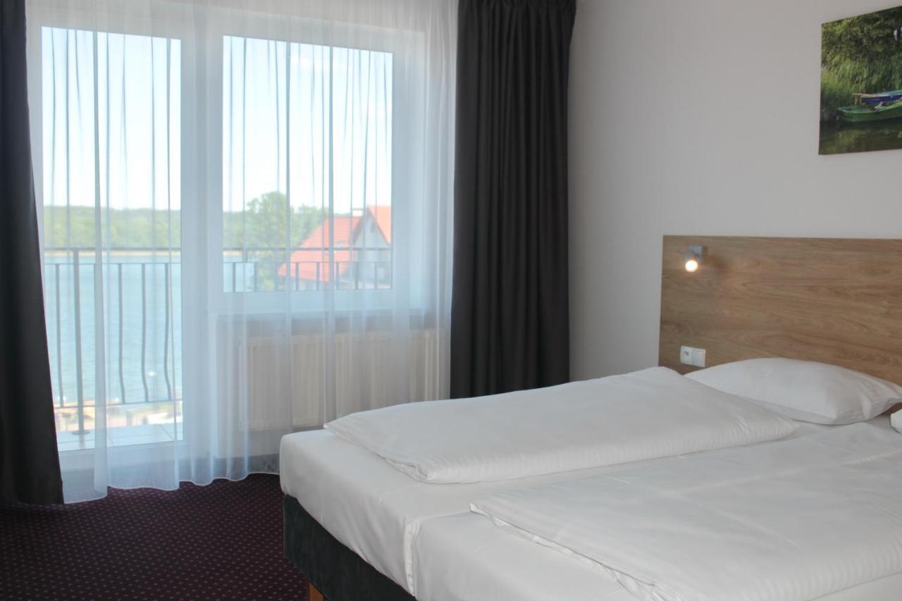 Hotel Huszcza ムロンゴヴォ エクステリア 写真