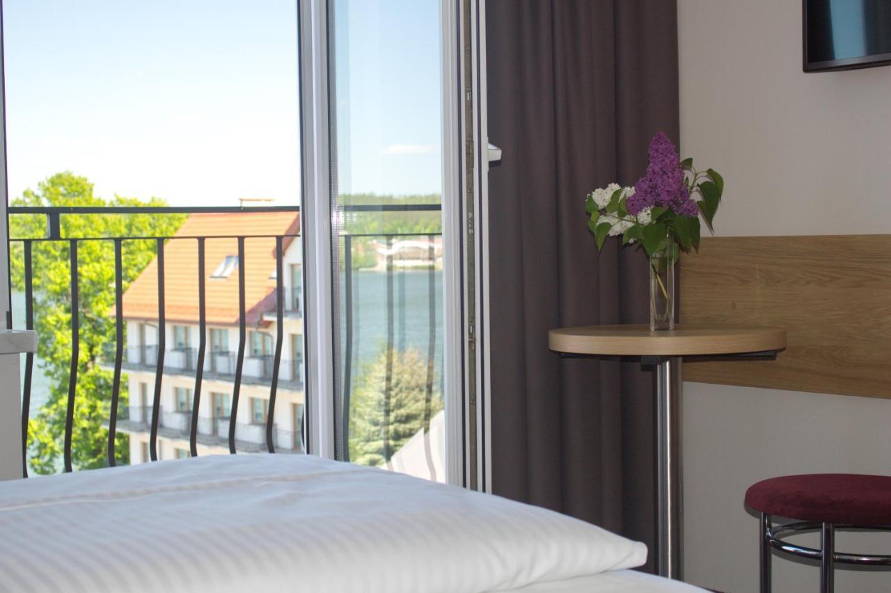 Hotel Huszcza ムロンゴヴォ エクステリア 写真